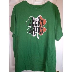 Celebrate St Patrick's Day Lucky Shirt Clover‎ Graphic Tee XL/XG
